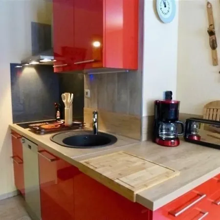 Apartamento Beau Studio-cabine Lumineux Avec Entree Independant Et Parking