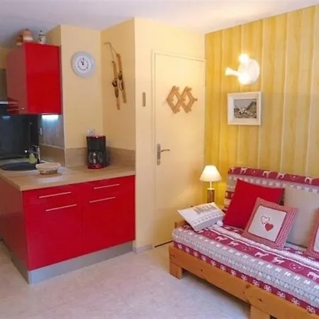 Beau Studio-cabine Lumineux Avec Entree Independant Et Parking Barèges